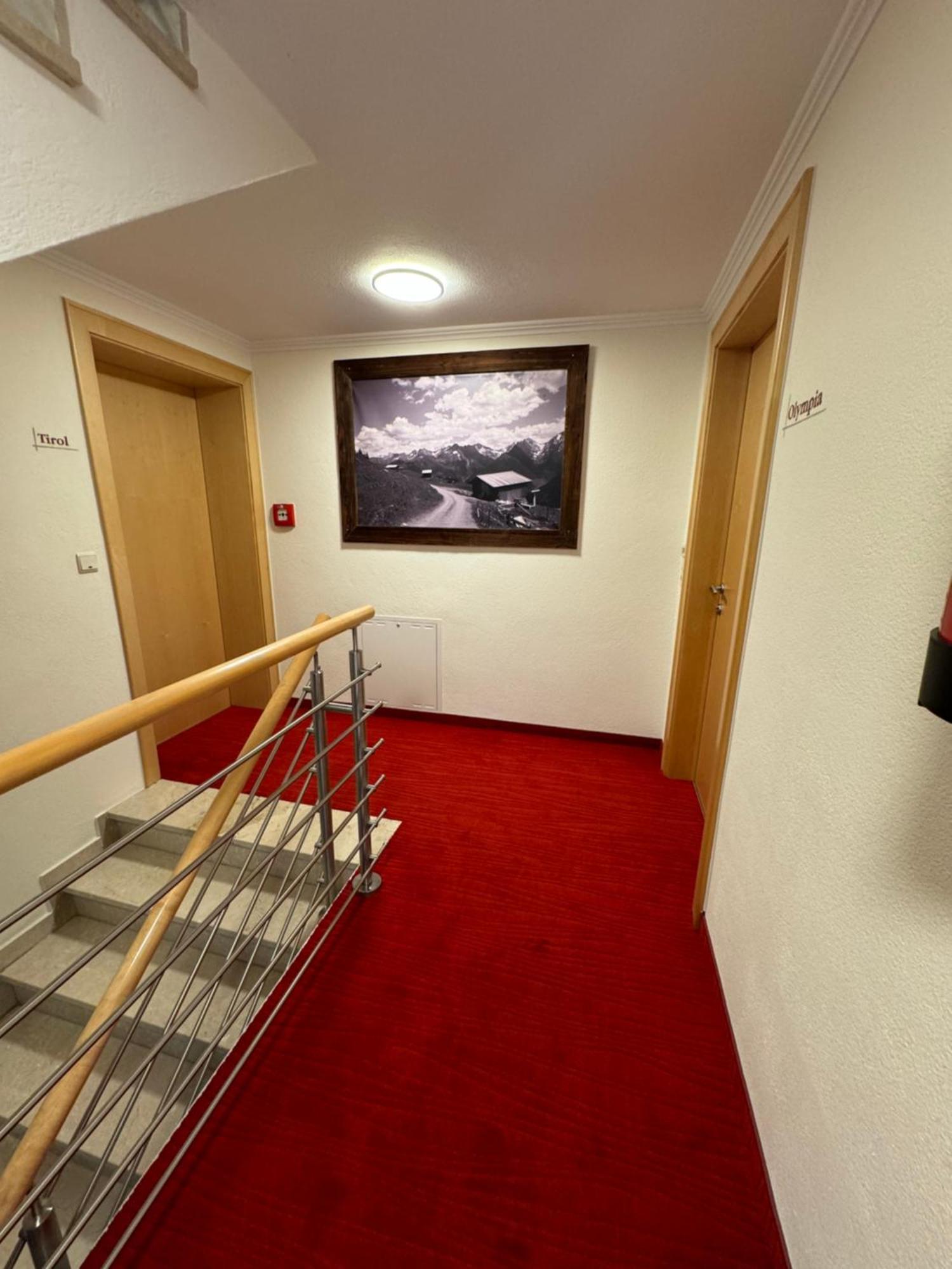 Appartements Olympia ไมย์อาโฮเฟิน ภายนอก รูปภาพ